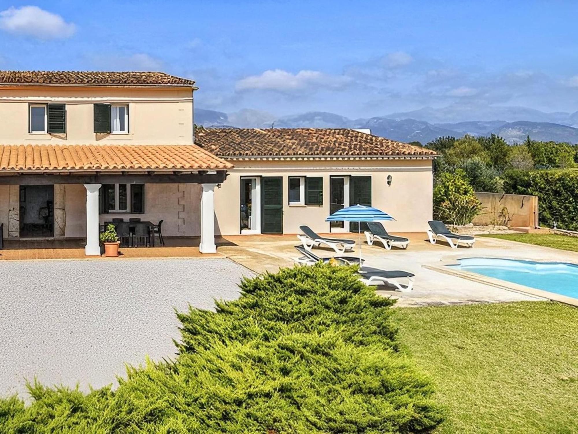 Ferienhaus Tranquil With Swimming Pool Binissalem